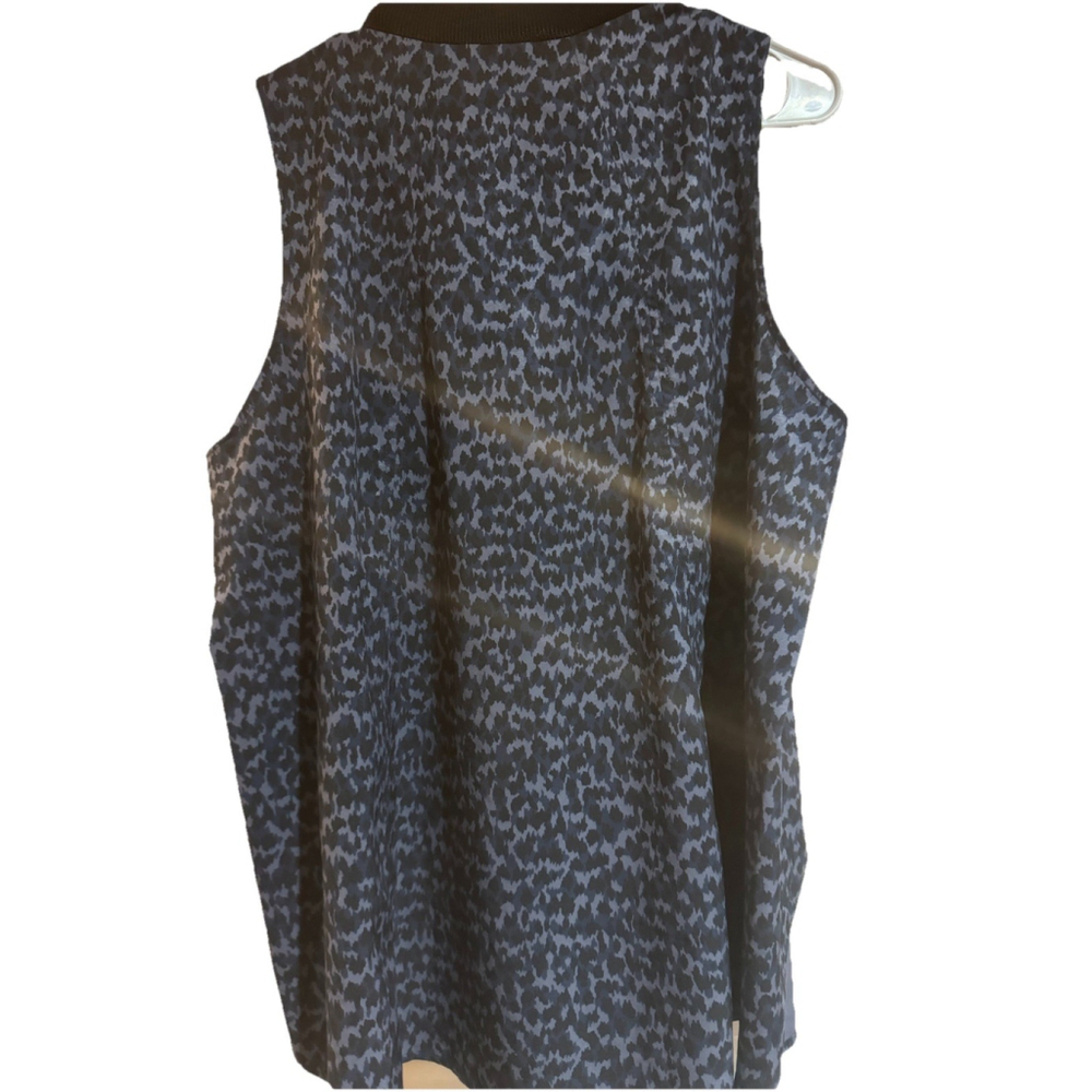 Athleta Zephyr Print Tank Top Blurred Camo Grey size 1X Crewneck - Picture 8 of 12